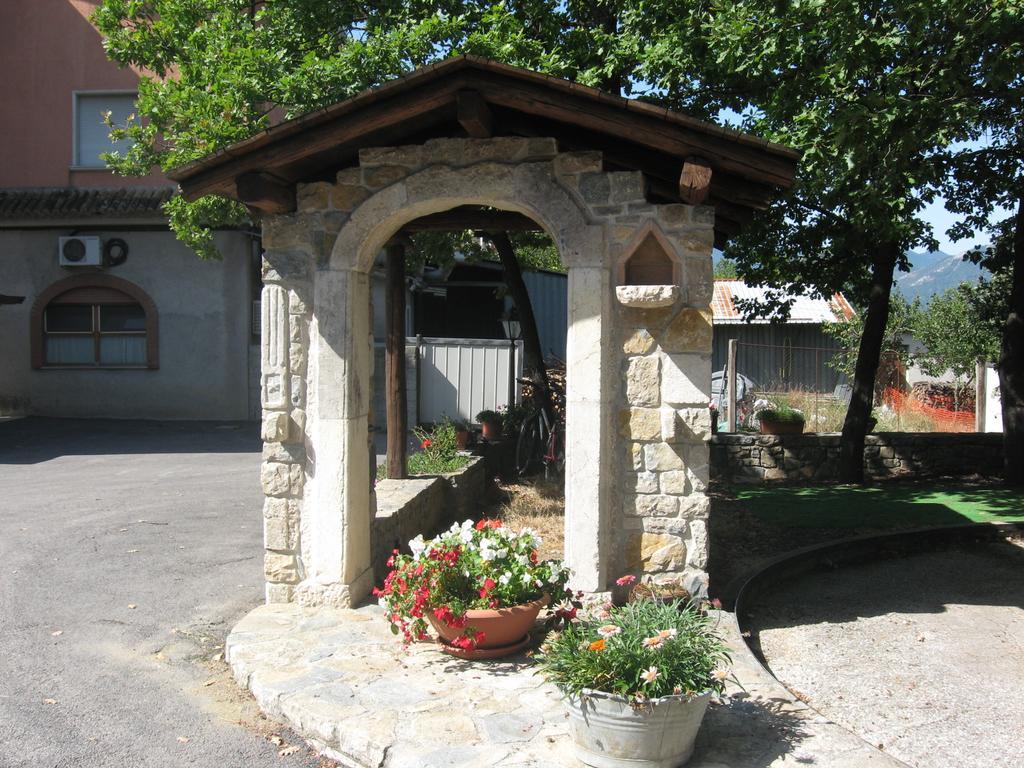 Parco Sogni D'Oro Aparthotel Montella Exterior foto