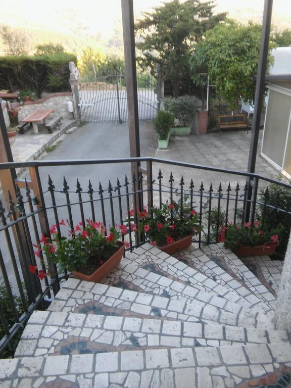 Parco Sogni D'Oro Aparthotel Montella Exterior foto