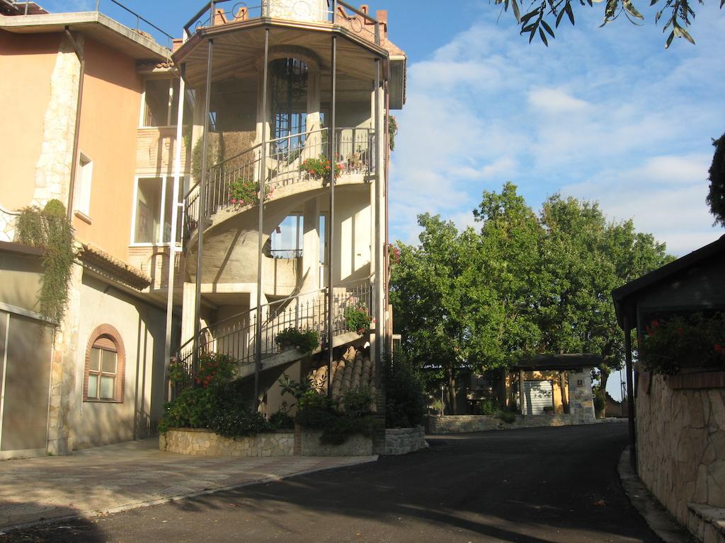 Parco Sogni D'Oro Aparthotel Montella Quarto foto